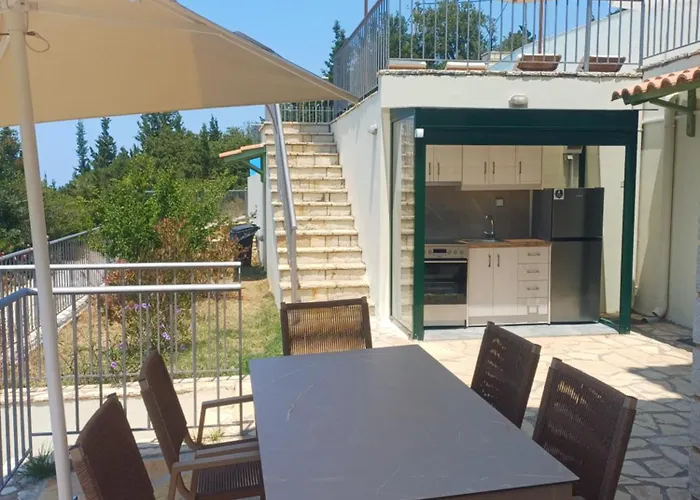 Endless Blue Lefkada * Kalamíci